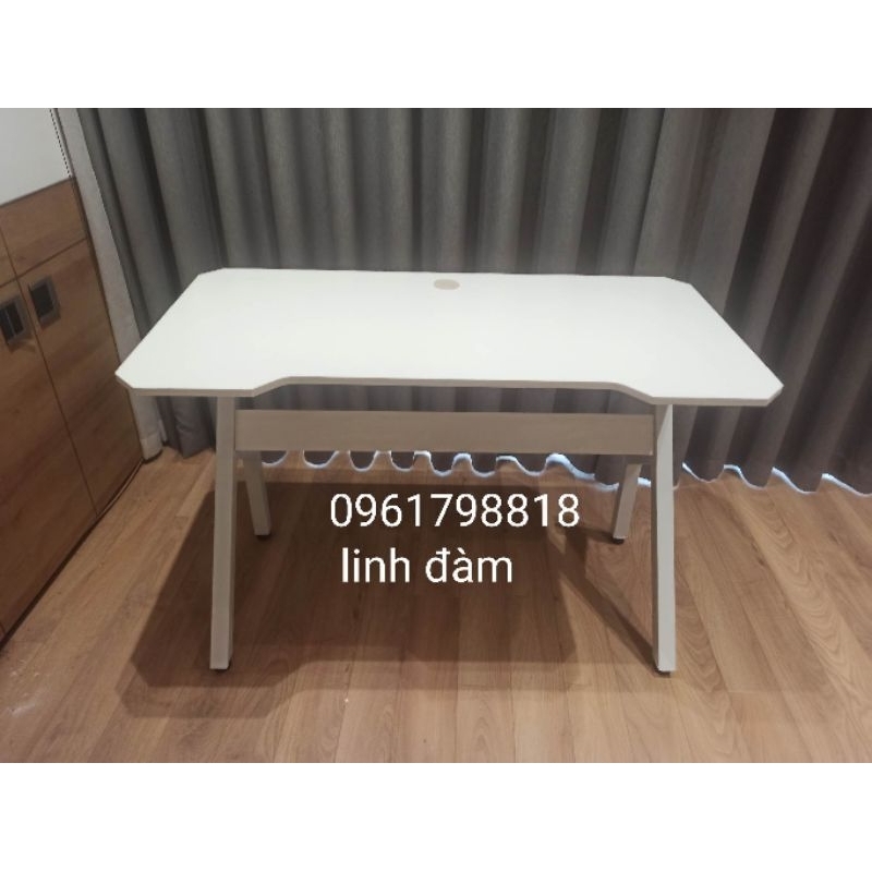 Bàn Gaming chữ Y