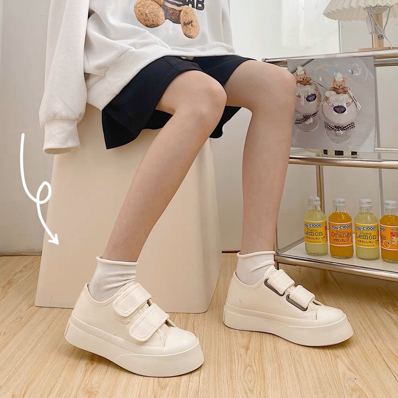 Giày bât vải nữ học sinh ,giày  CVSS mẫu mới dáng xinh 3 màu siêu hót