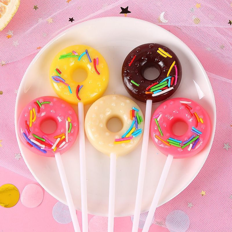 Một que kẹo mút hình bánh Donut xinh xắn - Hongkong, ăn vặt ngon rẻ TaNo