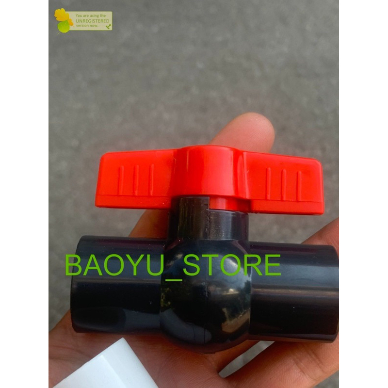 Van khoá nước giá tốt  màu đen , màu trắng Ø20, Ø25, Ø32, Ø40 cho bể cá