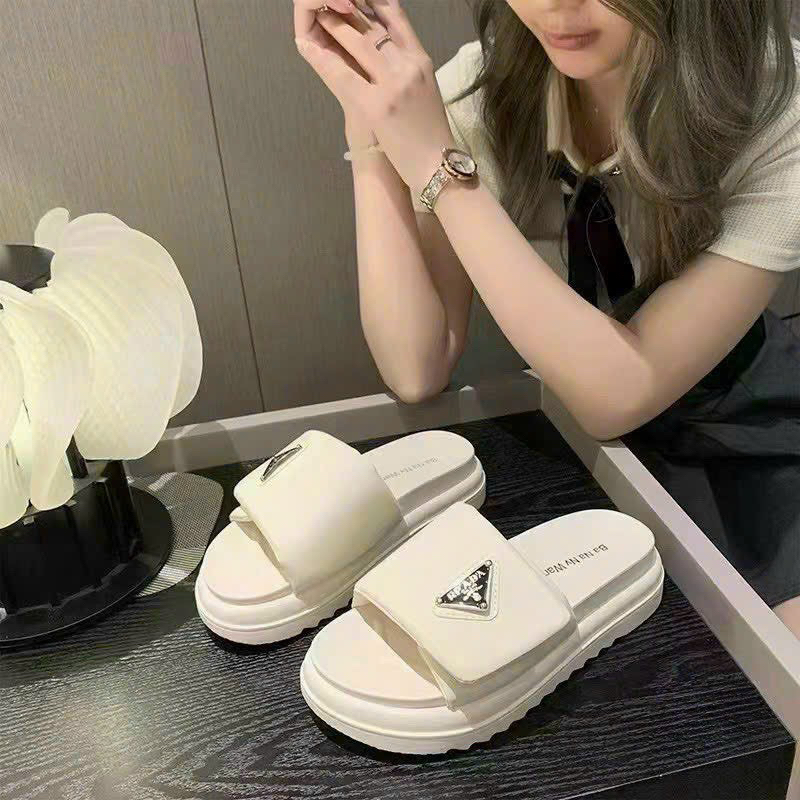 Dép Bánh Mì Da Dán Khoá Cao Cấp Cực Sang Êm Đẹp