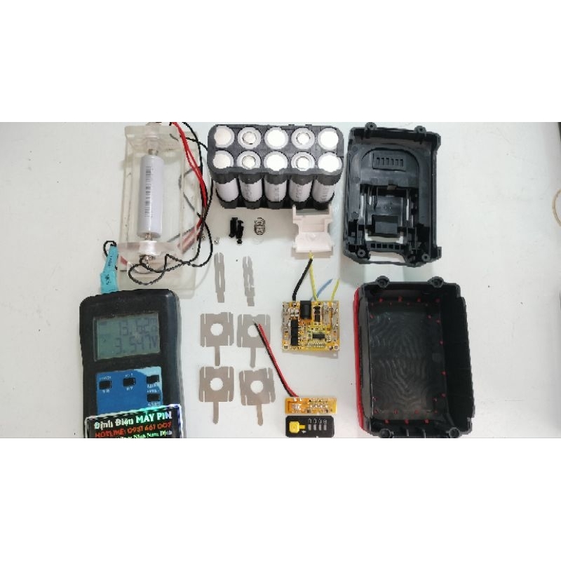 Combo vỏ pin 2p makita+ mạch 5s65a+ kẽm + pin lishen New + giấy dán cực+ có báo pin