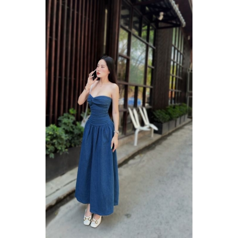 Đầm jean cup kèm hoa