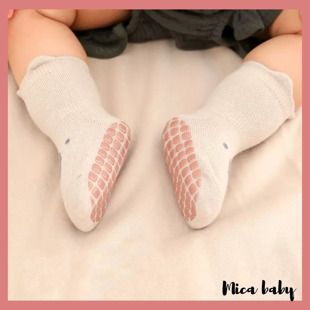 Tất vớ cao cổ chống trượt họa tiết in hình thú đáng yêu cho bé T45 Mica baby