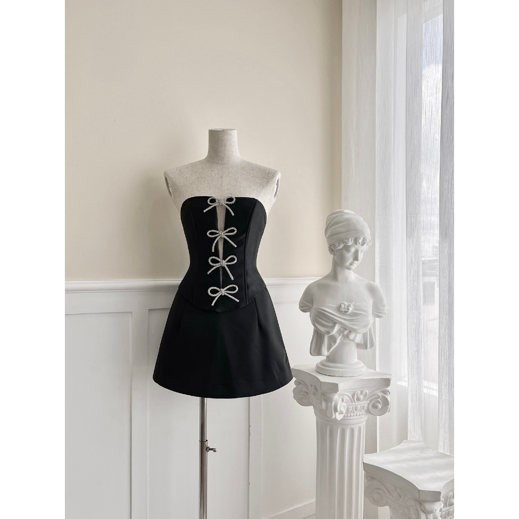 BBSTORE'S Áo Kiểu Dự Tiệc Form Corset Cutout Xẻ Ngực Phối Nơ Đá Gợi Cảm -BBA2095
