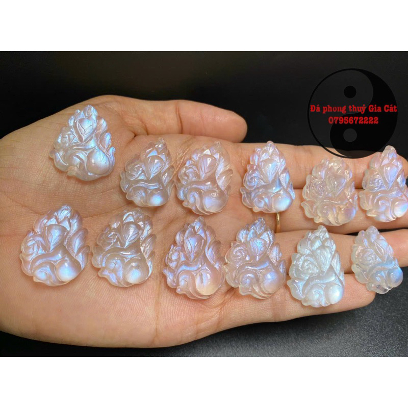 Mặt dây hồ ly mặt trăng moonstone xanh đẹp vip