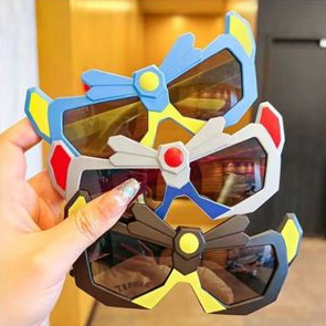 ⚡Kính râm hoạt hình Siêu Nhân Biến Hình đủ màu cho bé yêu thích thú mã