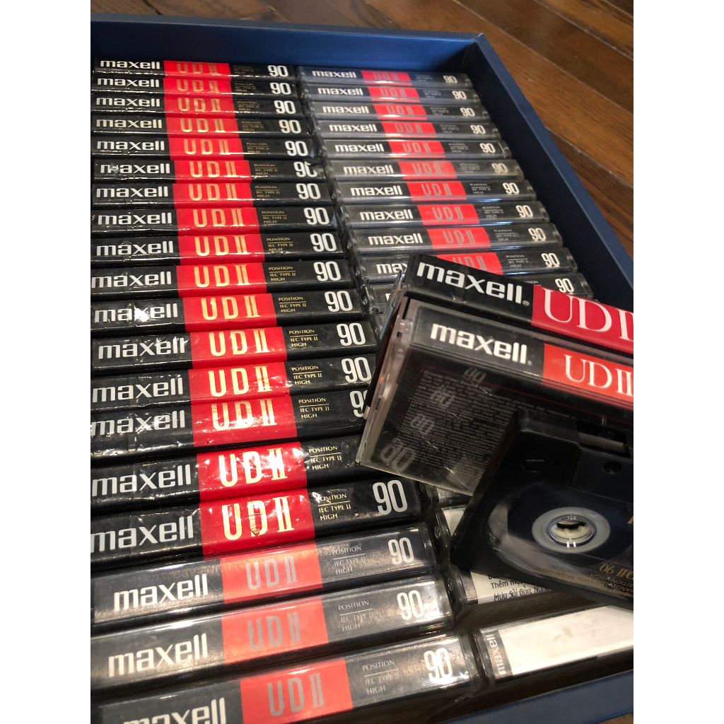 Băng cassette Maxell UDII-90 có nhạc