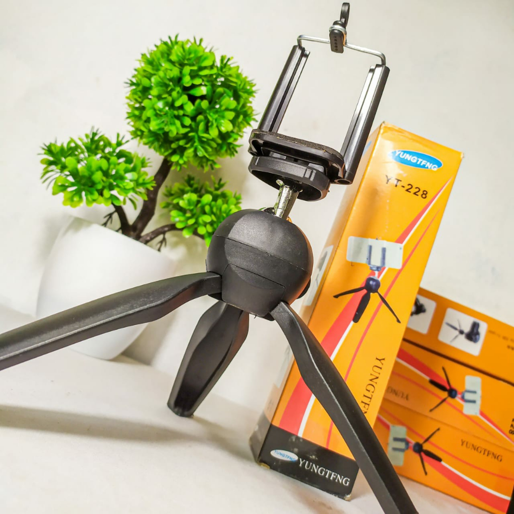 Bộ Chân Đế Gắn Giữ Máy Ảnh - Điện thoại - Để Bàn TRIPOD YT-228 + REMOTE BLUETOOTH