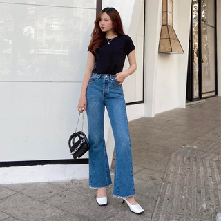 Thebluetshirt - quần jeans nữ ống loe lưng cao màu xanh nhạt - wonder jeans - girls run the world wash