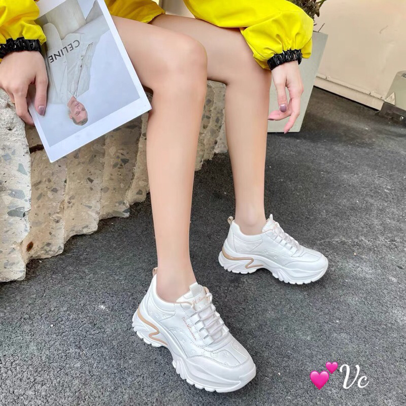 Giày Thể thao da thật hàng cao cấp full box .về hàng mn ơi ! 👉🏻Hàng QCcc da mền lắm 👉🏻full box hãng nâng đế 6cm