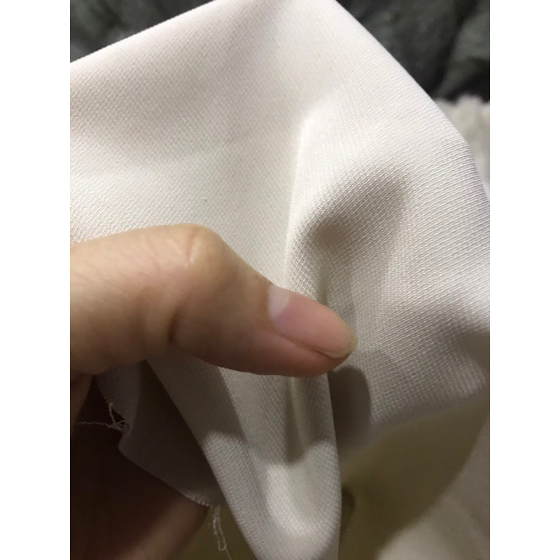 Vải lụa Hàn màu kem mềm rũ dày vừa (khổ 1m5)may đầm váy,quần áo kiểu ,áo dài thời trang