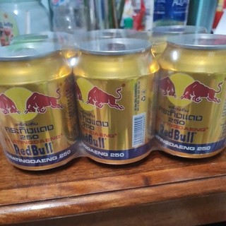  Lốc 6 lon Redbull Việt nam 250ml 