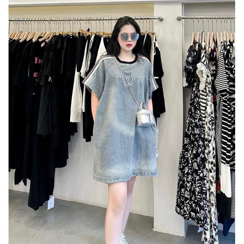 VÁY JEAN DENIM DÁNG SUÔNG VIỀN CỔ ĐEN PHỐI SỌC VAI HÀNG QCCC LOẠI 1.