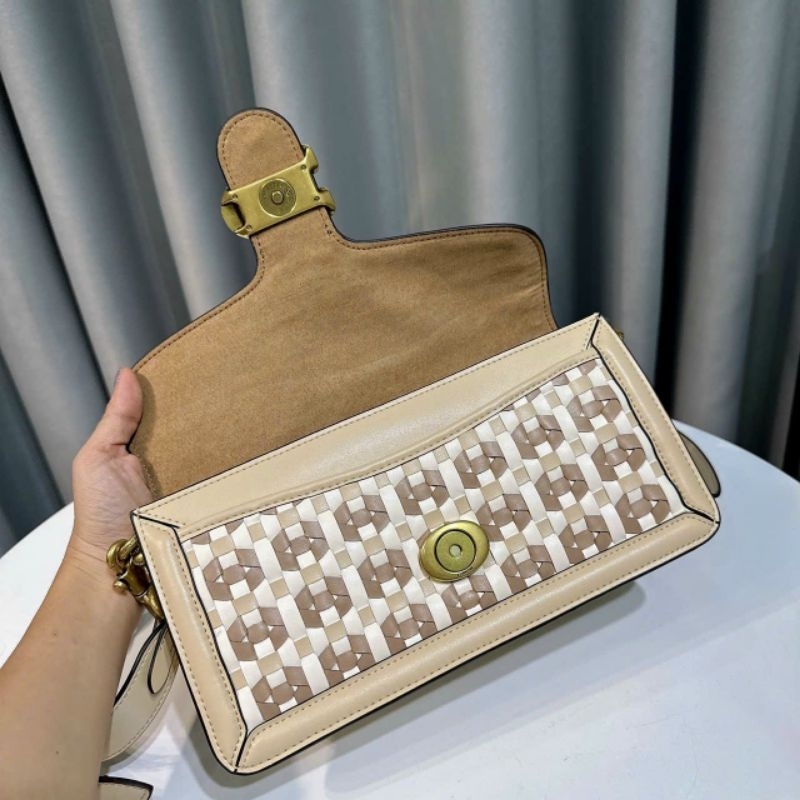 C0ACH TABBY SHOULDER BAG 26 WITH WEAVING🌟Mẫu túi coach tabby đơn giản, thanh lịch dễ phối