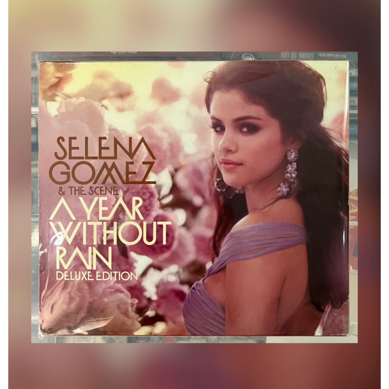 CD+DVD ca sĩ Selena Gomez - Album: A Year Without Rain - Deluxe Edition