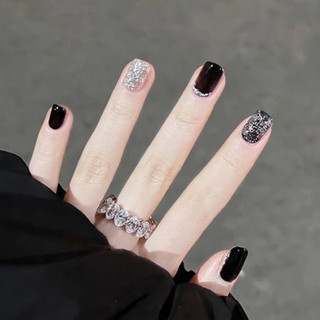 Nail box đen nhũ blingbling