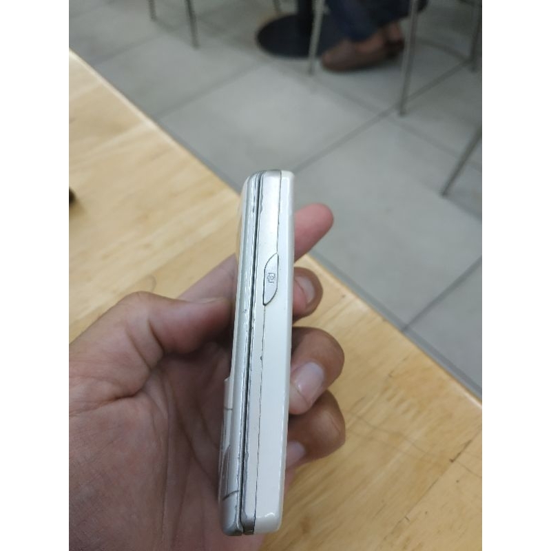Điện thoại Samsung nắp trượt D520 chính hãng