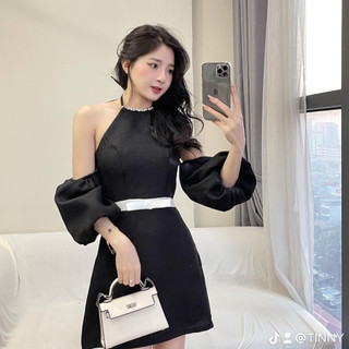 Váy cổ yếm hở vai 2 màu đen trắng