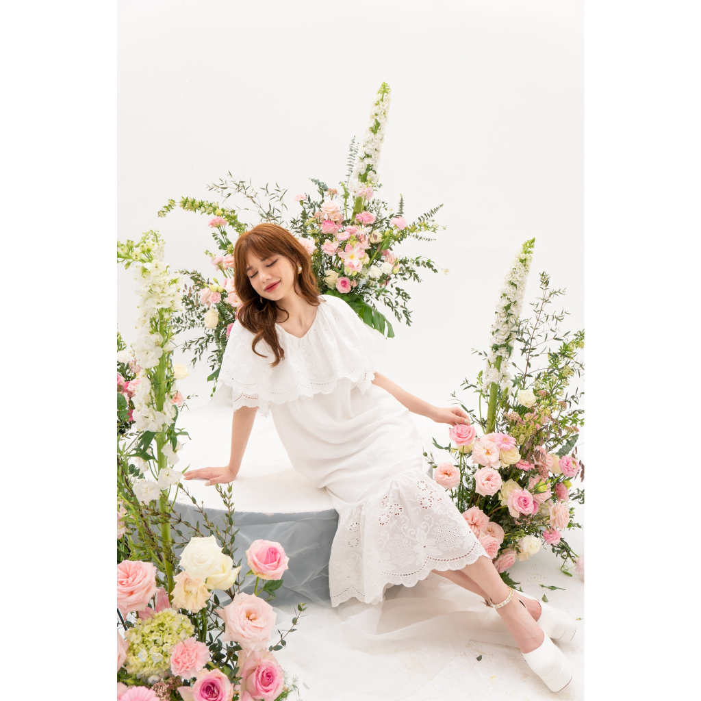 Daisy Dress - Váy thô trắng dáng dài phối ren