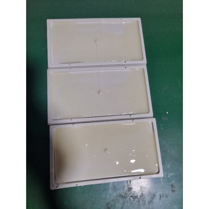 Bẫy dính chuột khay nhựa trắng,kích thước 12.5cm*22.5cm