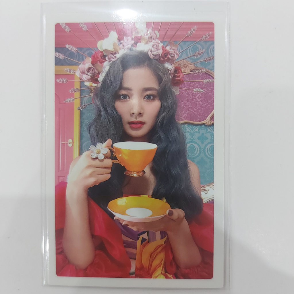 Card Hình Monograph TWICE Tzuyu Hàng Chính Hãng