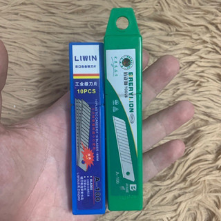 Lưỡi dao rọc giấy