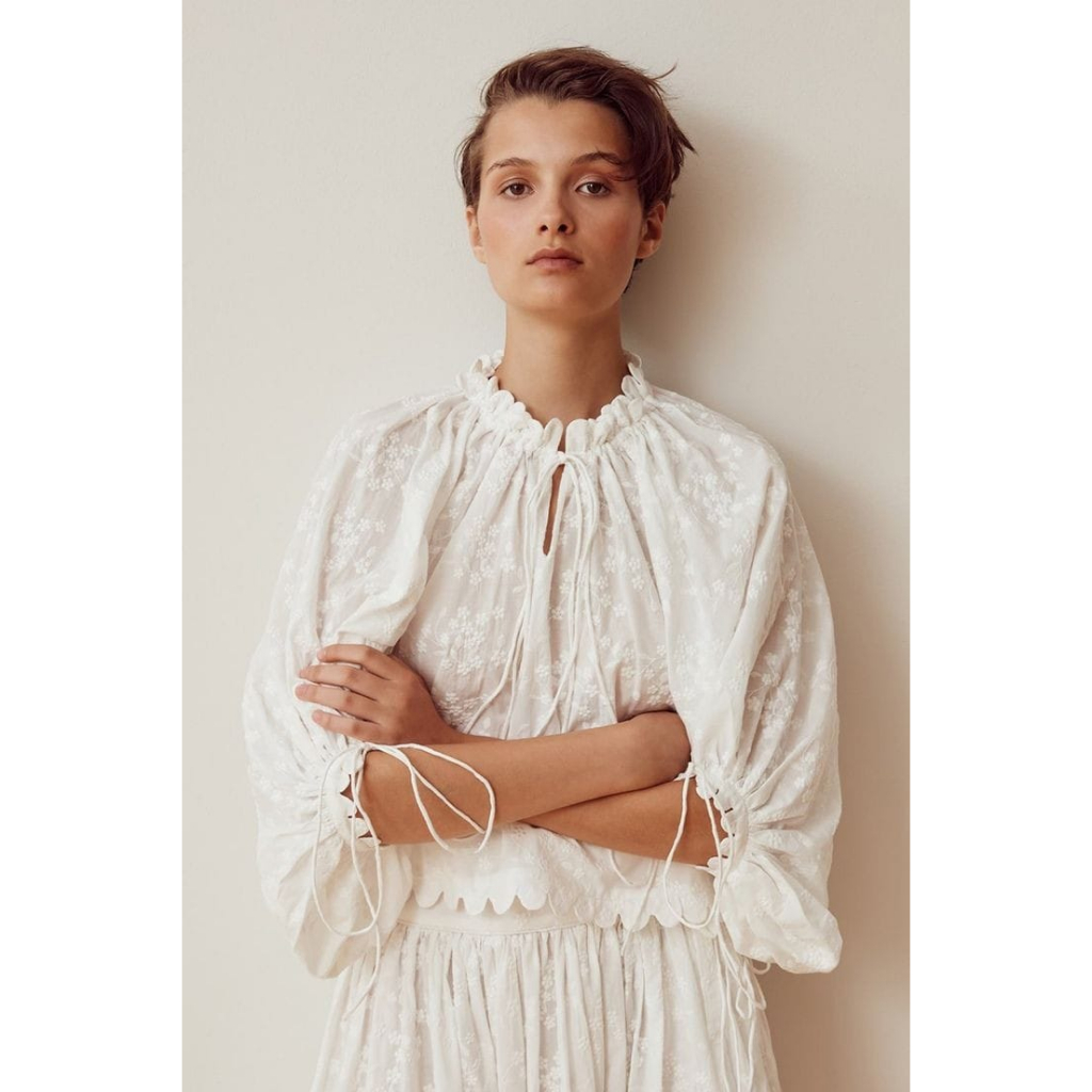 Vải thô boi thêu hoa nhí