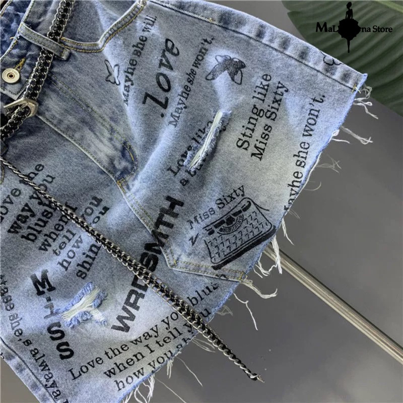 Chân váy vẽ chữ MaLina