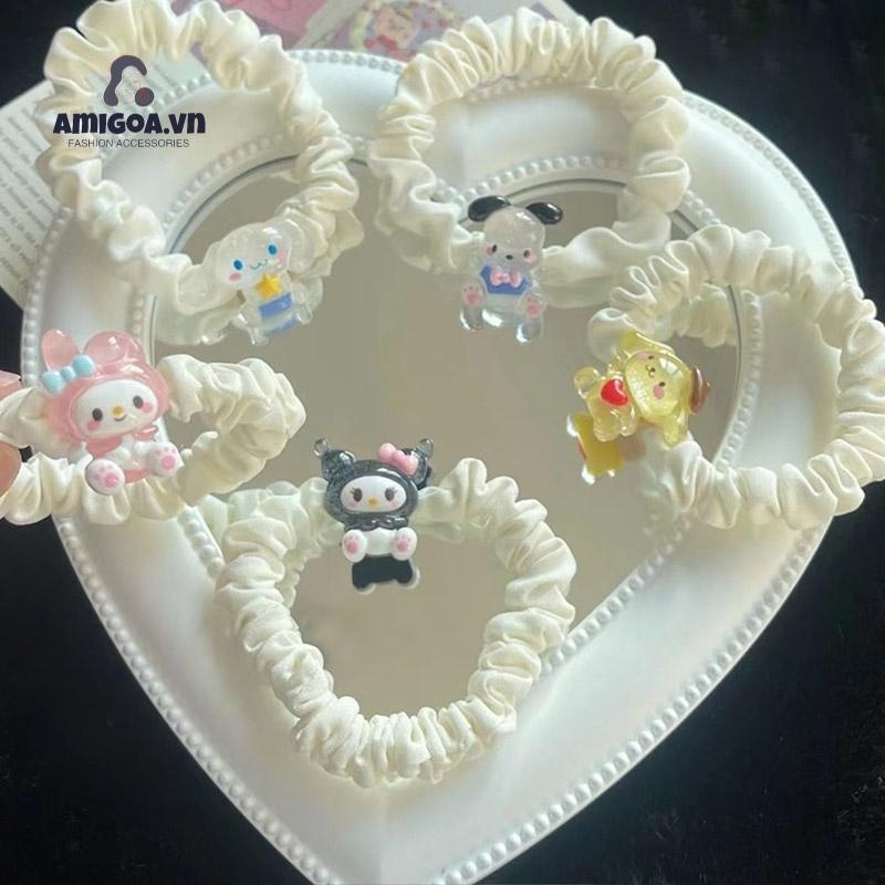 Scrunchies/ Cột Tóc/ Buộc Tóc Kèm Charm Gấu Dâu Sanrio Hoạt Hình Xinh Xắn Cinnamoroll Kuromi Pompompurin