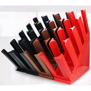 Kệ nhựa úp ly hình tam giác 4 ngăn màu đỏ 38x12x49 cm
