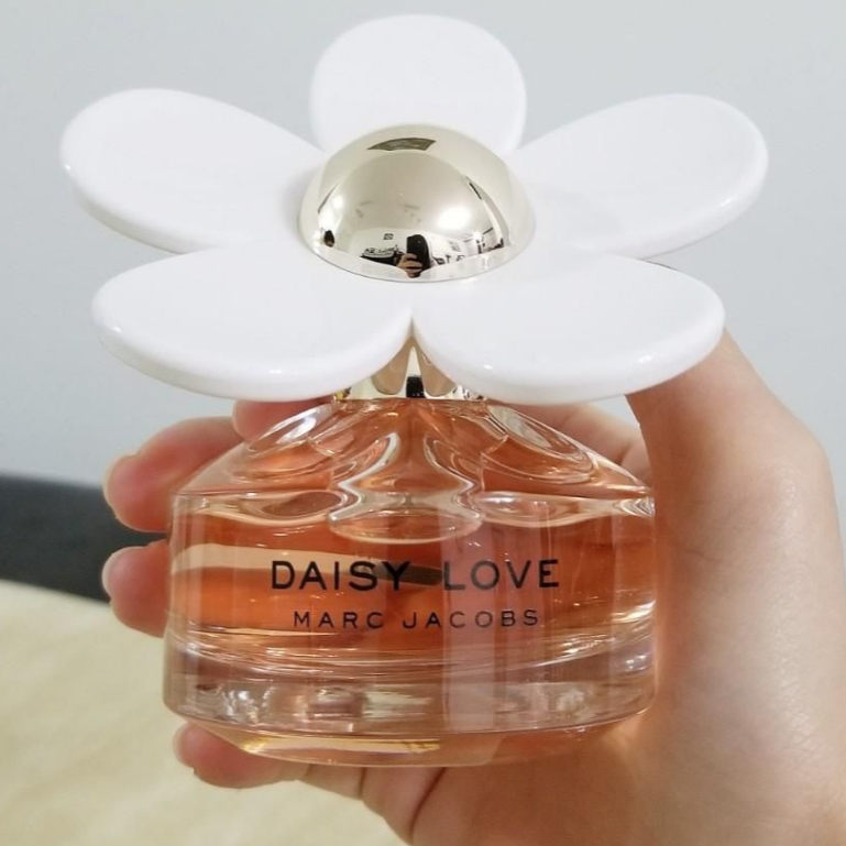 Vỏ nước hoa Marc Jacobs DAISY LOVE