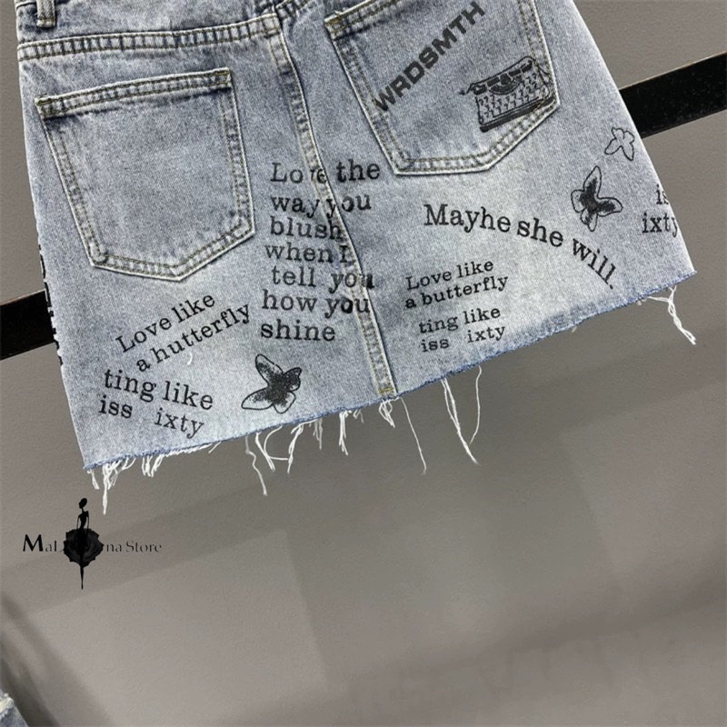 Chân váy vẽ chữ MaLina