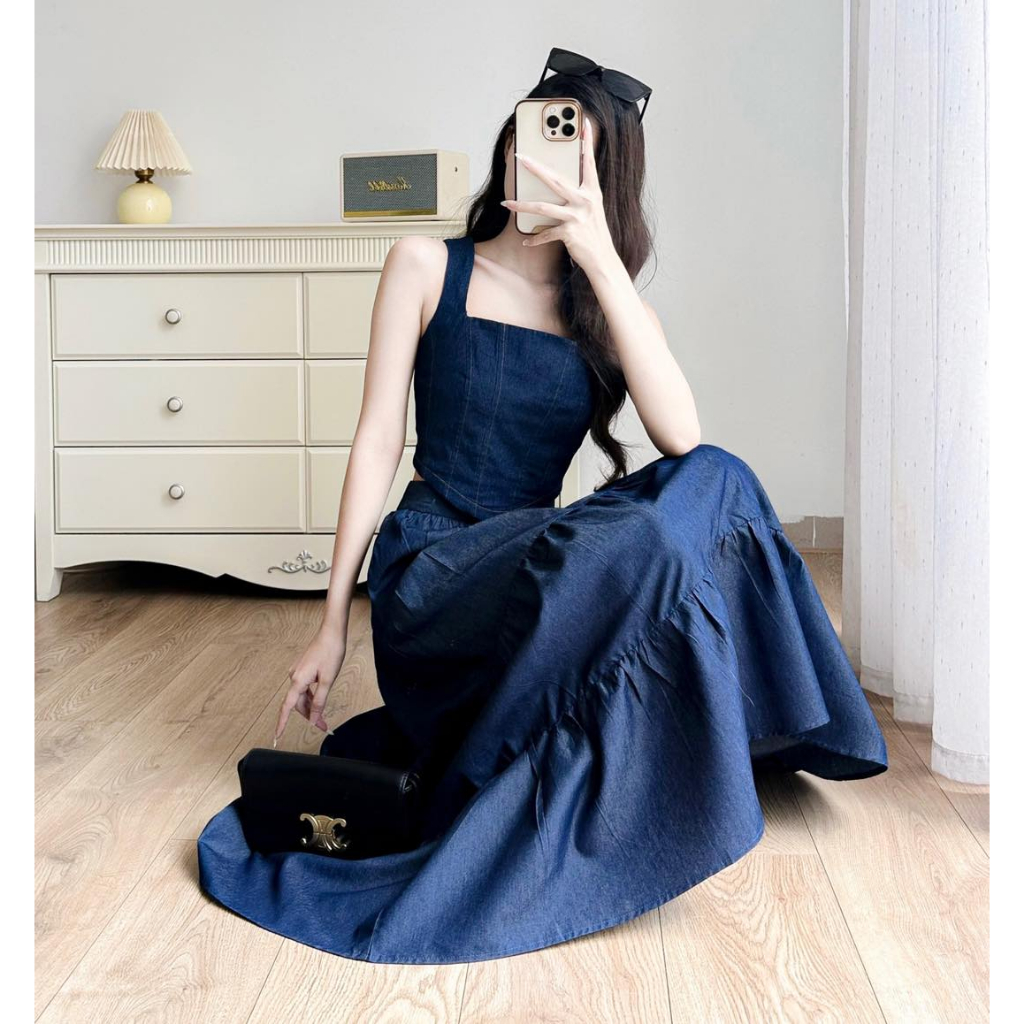 Set Áo Và Chân Váy Denim Áo Hai Dây Corset Croptop Khóa Lưng Chân Váy Xòe Tầng Trẻ Trung Năng Động MYAN DESIGN Avn062314