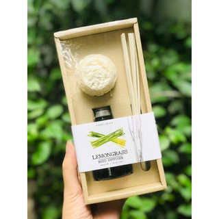 TINH DẦU CẮM QUE PHUTAWAN THÁI LAN 50ML ( HÀNG NHẬP KHẨU THÁI LAN )