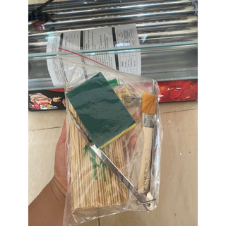 máy nướng xúc xích (hàng sẵn)