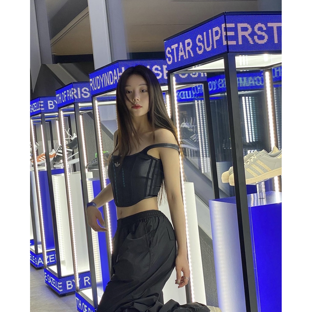 ÁO ADIDAS CORSET BLACK IQ3409