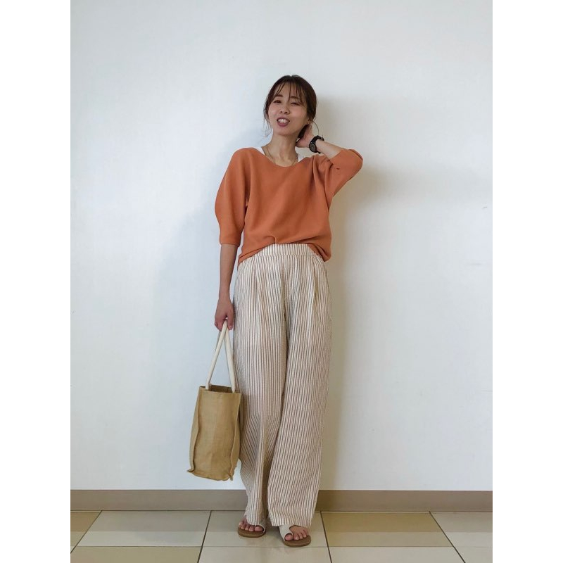 Quần suông kẻ UNI.QLO chính hãng