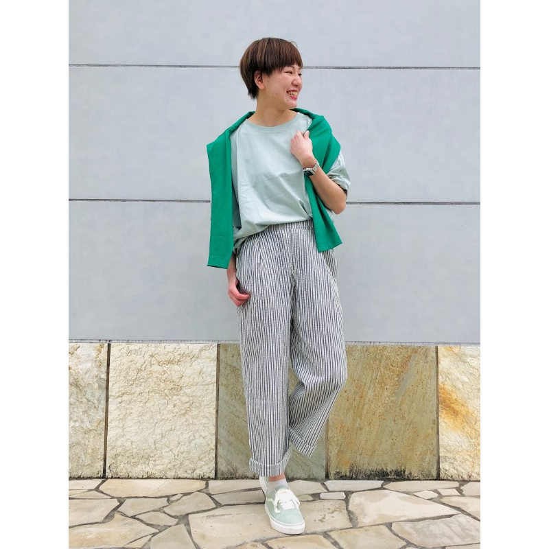 Quần suông kẻ UNI.QLO chính hãng