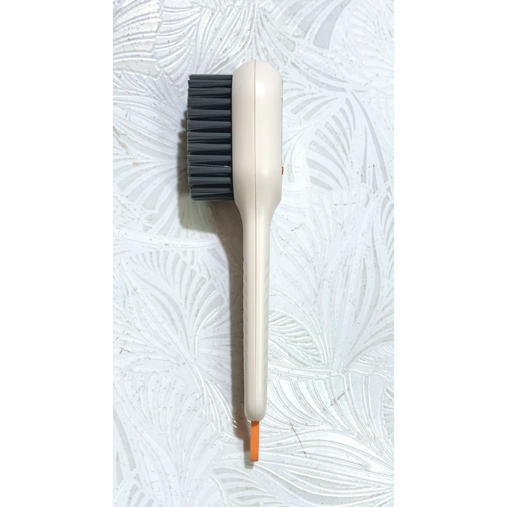 Bàn chải vệ sinh giày dép, rửa xe, chà sàn, phòng tắm có tay cầm và khay đựng xà bông mini tiện lợi đa năng