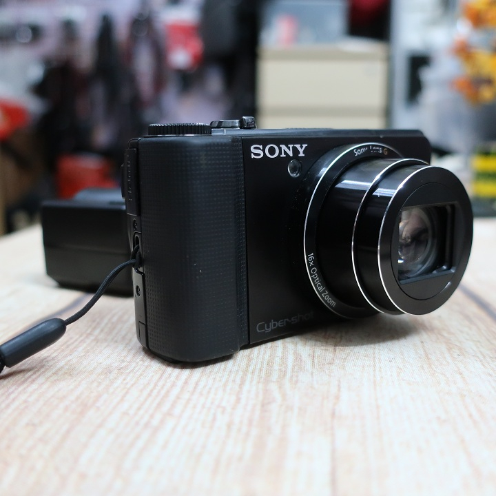 Máy ảnh Sony CyberShot HX9V có tiếng Việt