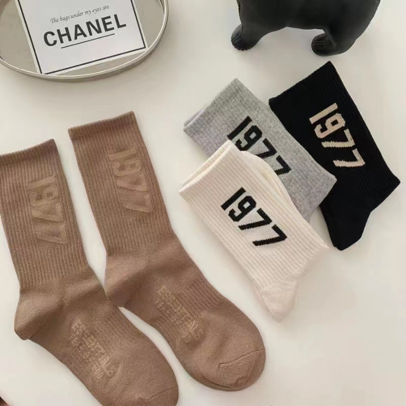 Tất Vớ Nam Hàn Quốc 1977 Đơn Giản, Phiên Bản Mùa Xuân Hè