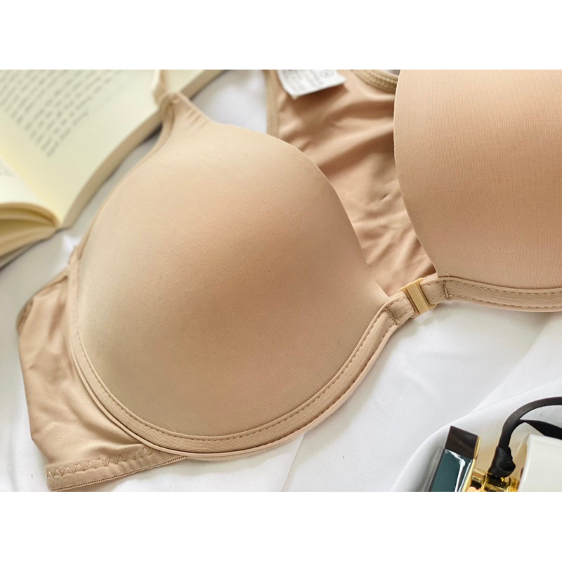 Áo ngực bigsize trơn khoá cài trước màu nude size 36C