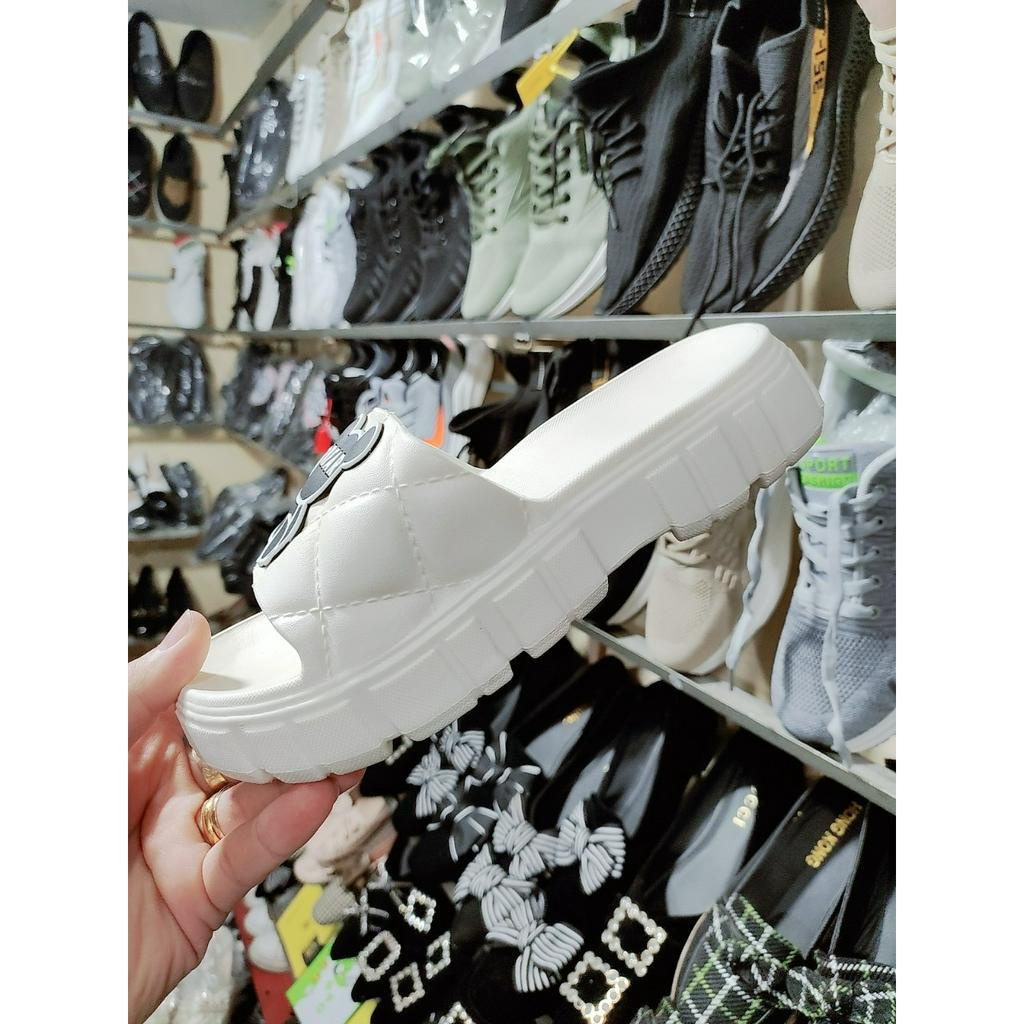 Dép bánh mì nữ độn đế 3 cm , dép quai ngang chao chất liệu eva gấu.