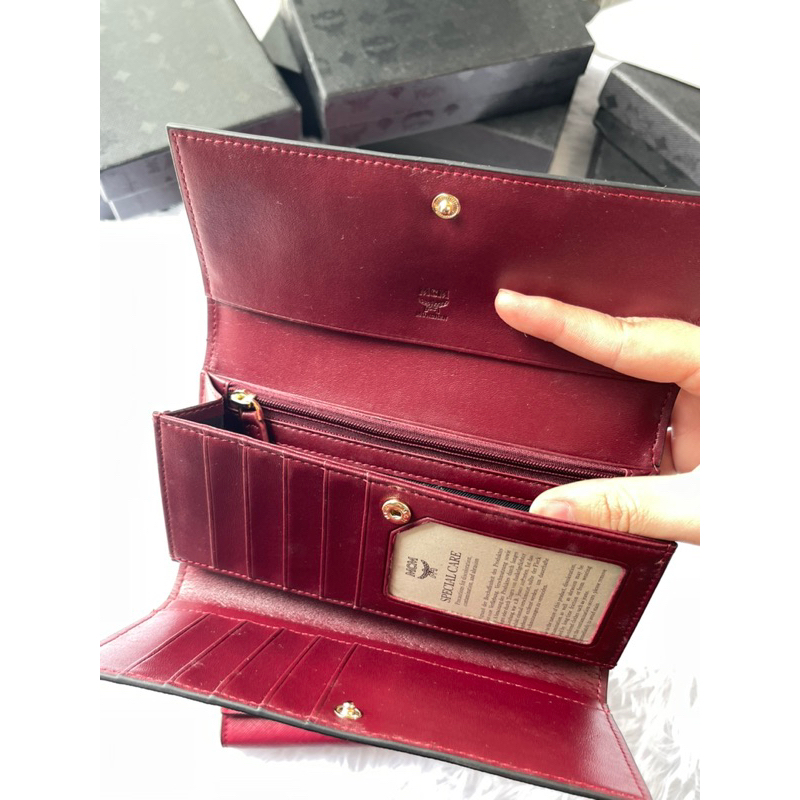 VÍ M.C.M SIÊU CẤP