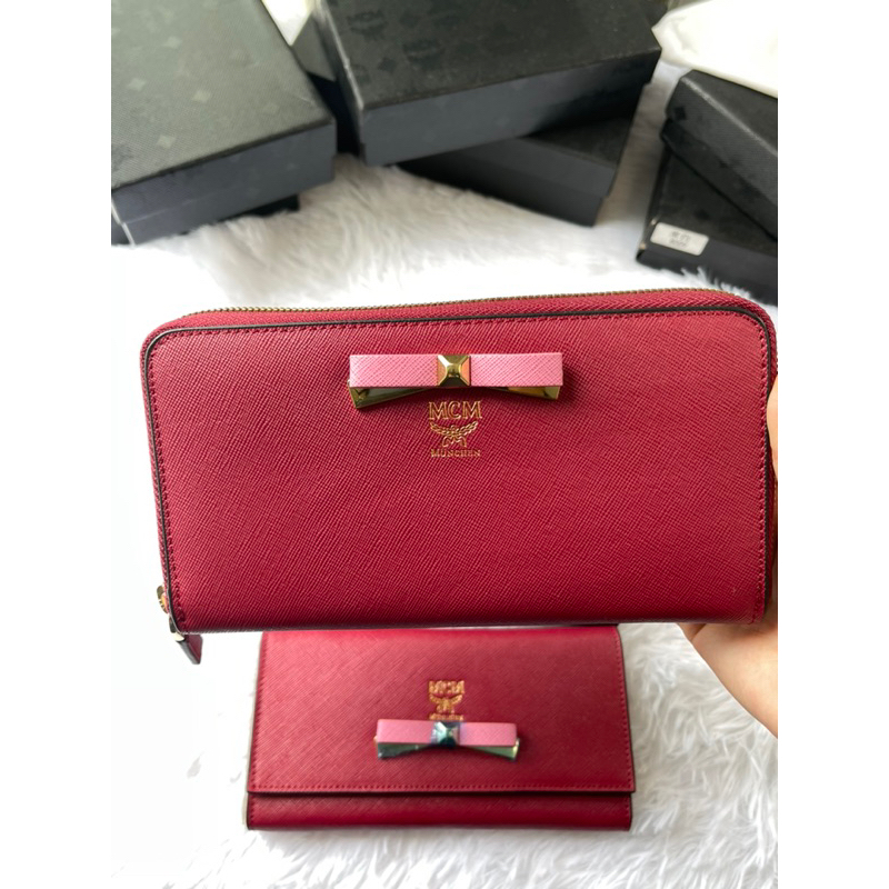 VÍ M.C.M SIÊU CẤP