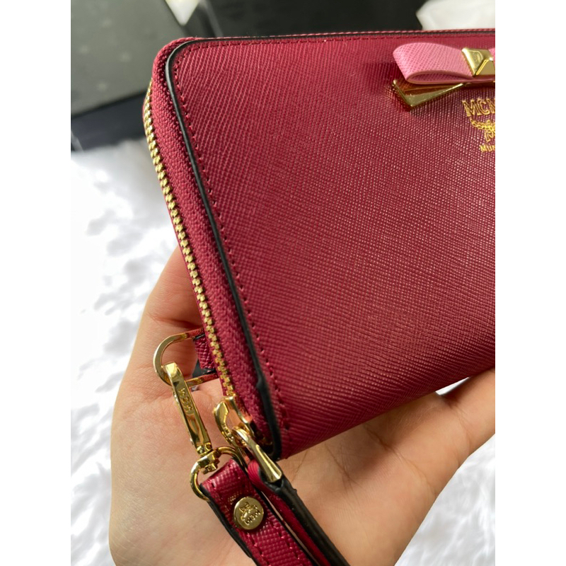 VÍ M.C.M SIÊU CẤP