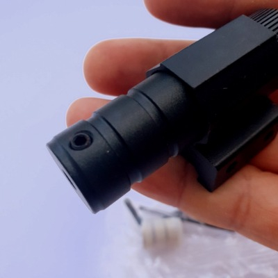 Đèn laze laser tia đỏ định vị mồi