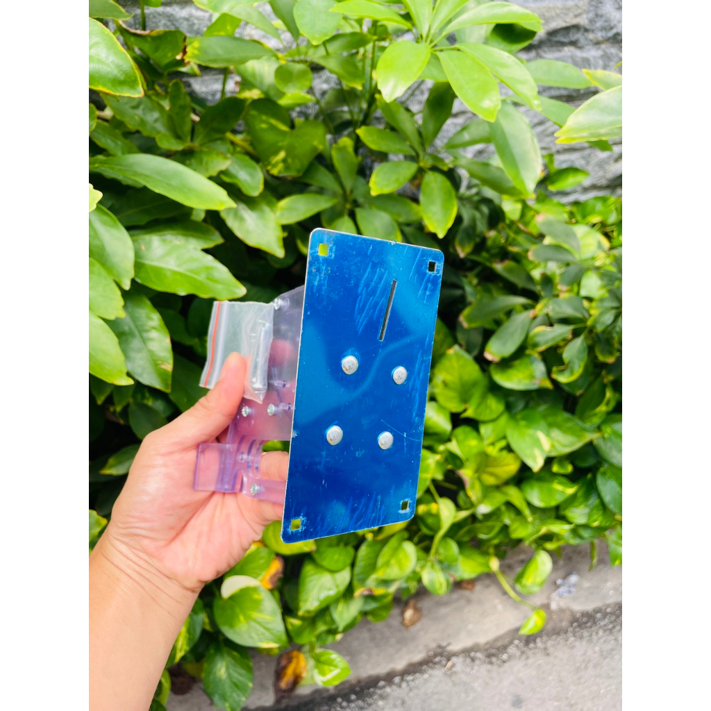 Ổ thẻ xu ,kim kích