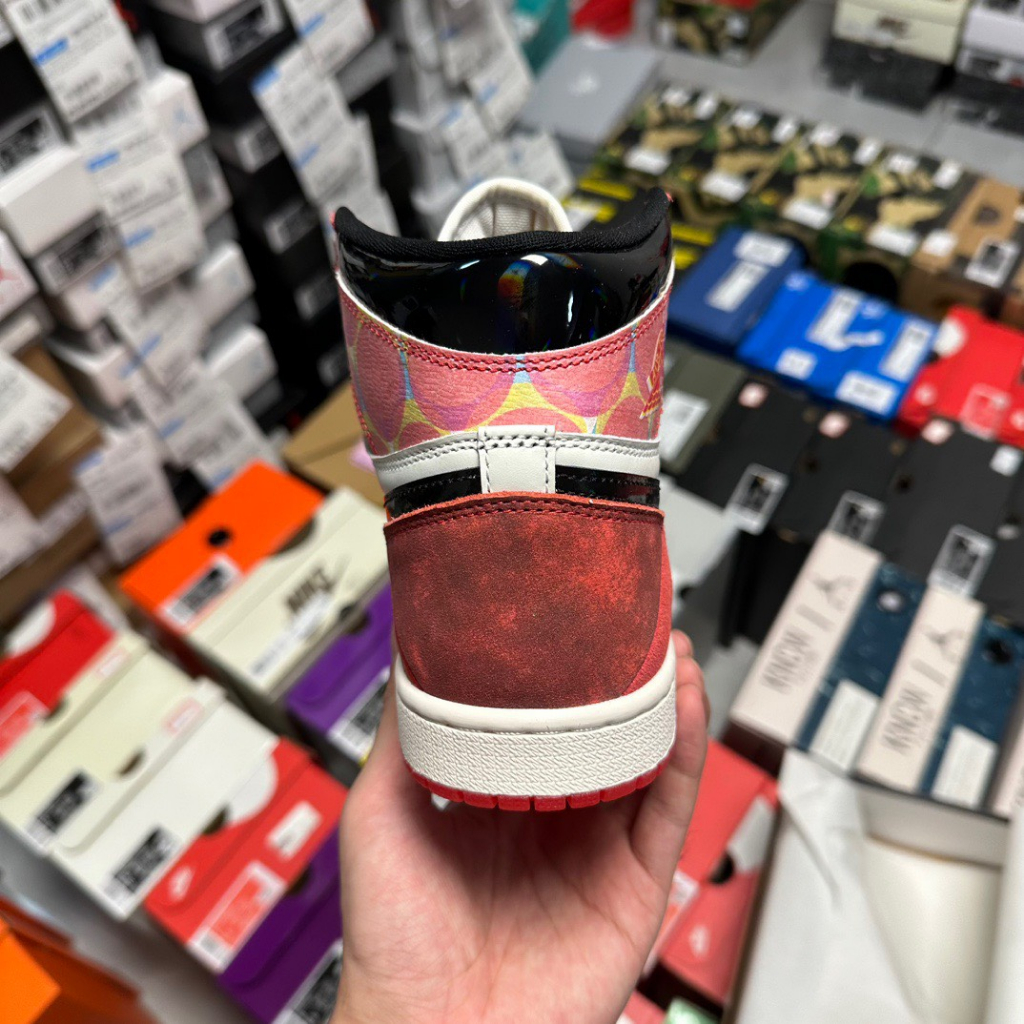 Giày Air Jordan 1 High , Aj1 High " Spiderman " đế dạ quang